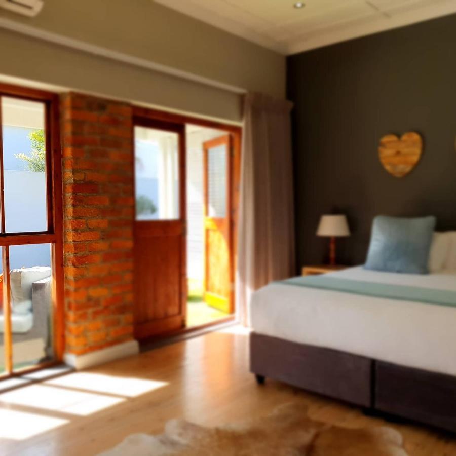 Two Fat Owls Guesthouse Джордж Экстерьер фото