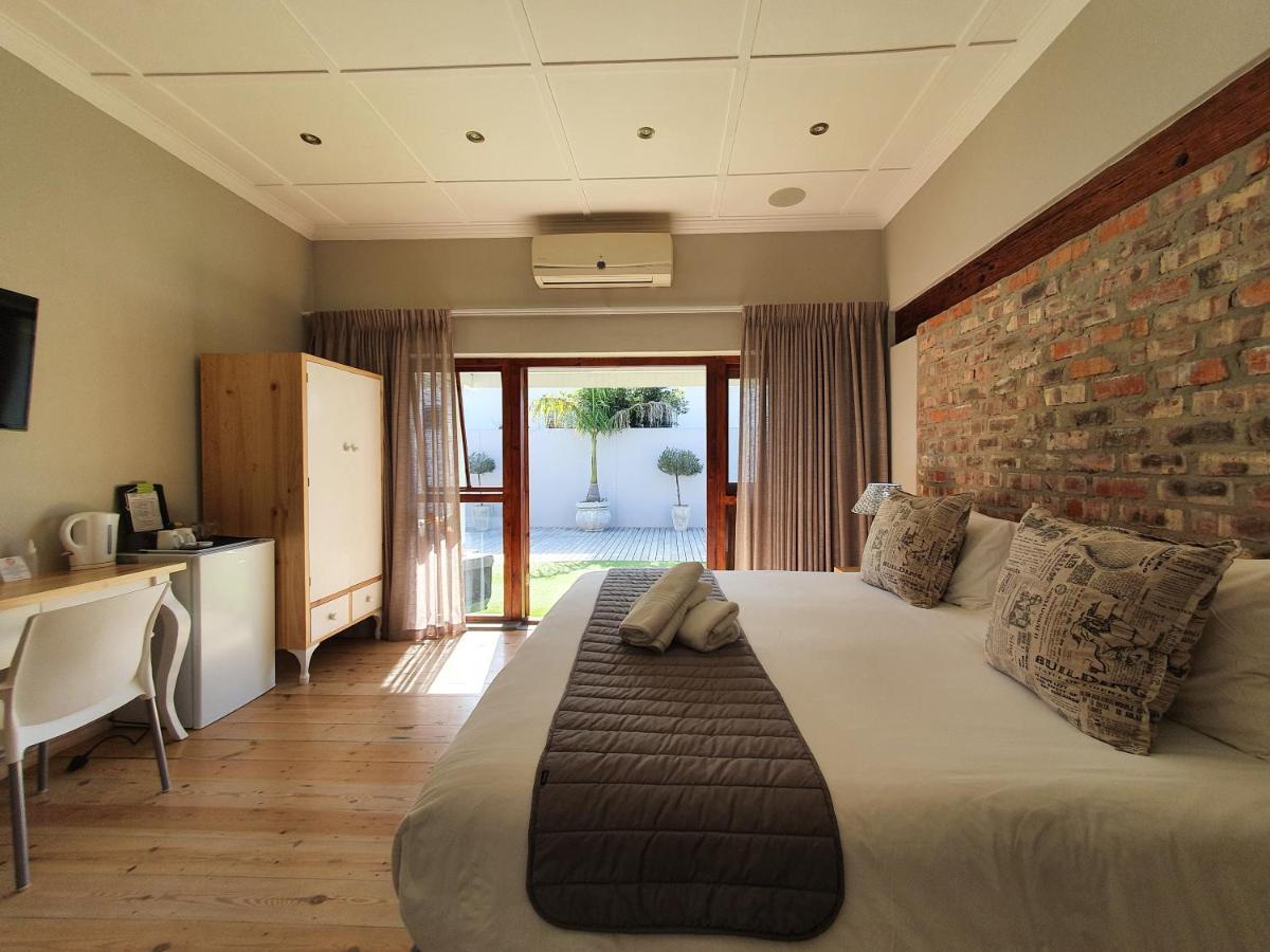 Two Fat Owls Guesthouse Джордж Экстерьер фото