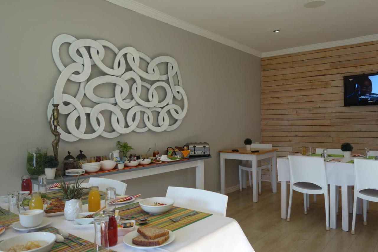 Two Fat Owls Guesthouse Джордж Экстерьер фото