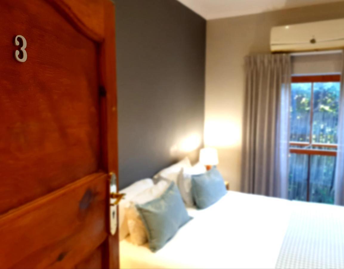 Two Fat Owls Guesthouse Джордж Экстерьер фото