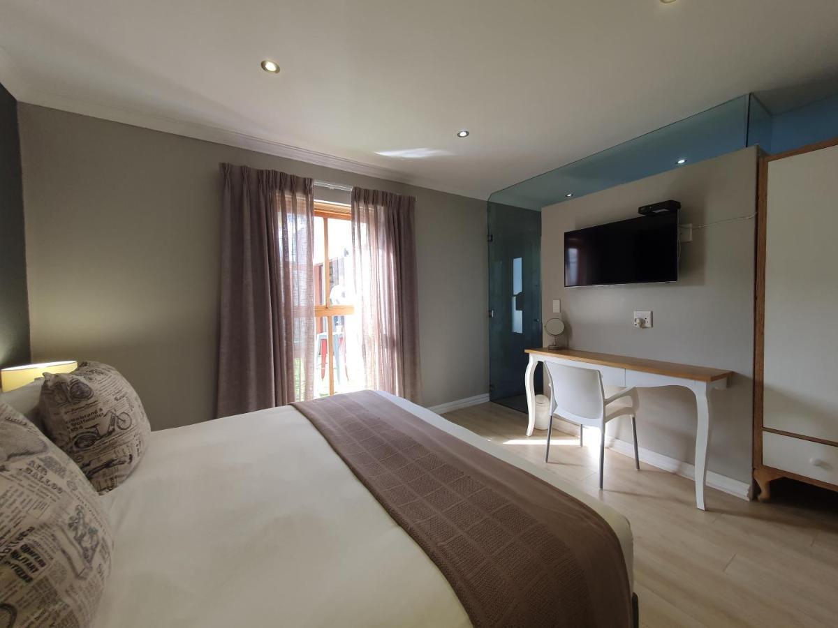 Two Fat Owls Guesthouse Джордж Экстерьер фото